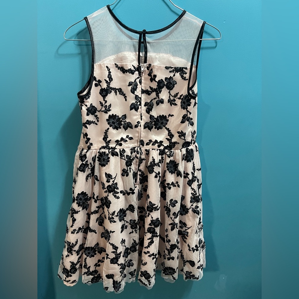 🌸 Formal Sleeveless Dress – Size L (14) 🌸